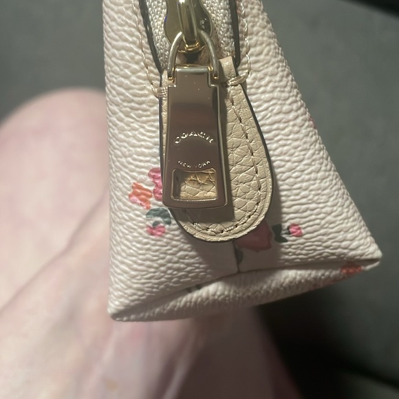 Floral Pink Women's Bag - Picture 7 of 7